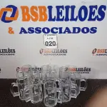 LOTE 020 - 10 CANECAS DE VIDRO. (NO ESTADO) ATENÇÃO! FAZER A VISITAÇÃO ANTES DE ARREMATAR, NÃO SABEMOS SE FUNCIONA. LEILÃO NÃO TEM GARANTIA E NEM DEVOLUÇÃO, SUJEITO A POSSÍVEIS AVARIAS VISÍVEIS/OCULTAS E/OU AUSÊNCIA DE COMPONENTES.