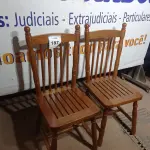 LOTE 187 - 02 CADEIRAS (CHAIRS). (NO ESTADO EM QUE SE ENCONTRA. SUJEITO A AVARIAS OCULTAS/VISÍVEIS.) BH1530J/ BH1530K 