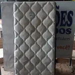 LOTE 231 - 01 COLCHÃO SOLTEIRO C/ BASE (SINGLE MATTRESS). (NO ESTADO EM QUE SE ENCONTRA. SUJEITO A AVARIAS OCULTAS/VISÍVEIS.) BH1442J 