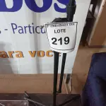LOTE 219 - 01 TRIPÉ PARA BANNER (BANNER STAND). (NO ESTADO EM QUE SE ENCONTRA. SUJEITO A AVARIAS OCULTAS/VISÍVEIS.)