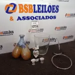 LOTE 059 - 01 CONJUNTO PARA SAQUÊ, 01 BALDE DE VIDRO P/GELO, 01 SUPORTE EM INOX E 01 ENFEITE DECORATIVO. (NO ESTADO) ATENÇÃO! FAZER A VISITAÇÃO ANTES DE ARREMATAR, NÃO SABEMOS SE FUNCIONA. LEILÃO NÃO TEM GARANTIA E NEM DEVOLUÇÃO, SUJEITO A POSSÍVEIS AVARIAS VISÍVEIS/OCULTAS E/OU AUSÊNCIA DE COMPONENTES.
