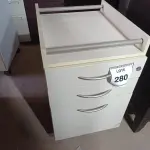 LOTE 280 - 01 GAVETEIRO (DRAWER). (NO ESTADO EM QUE SE ENCONTRA. SUJEITO A AVARIAS OCULTAS/VISÍVEIS.)