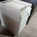 LOTE 280 - 01 GAVETEIRO (DRAWER). (NO ESTADO EM QUE SE ENCONTRA. SUJEITO A AVARIAS OCULTAS/VISÍVEIS.)