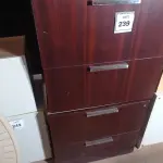 LOTE 239 - 02 GAVETEIROS C/ AVARIAS (DRAWERS). (NO ESTADO EM QUE SE ENCONTRA. SUJEITO A AVARIAS OCULTAS/VISÍVEIS.)