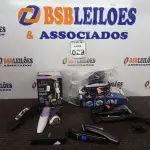 LOTE 029 - 01 LOTE C/DIVERSAS MÁQUINAS DE CORTAR CABELO E BARBA MARCAS E MODELOS DIVERSOS. (NO ESTADO) ATENÇÃO! FAZER A VISITAÇÃO ANTES DE ARREMATAR, NÃO SABEMOS SE FUNCIONA. LEILÃO NÃO TEM GARANTIA E NEM DEVOLUÇÃO, SUJEITO A POSSÍVEIS AVARIAS VISÍVEIS/OCULTAS E/OU AUSÊNCIA DE COMPONENTES.