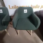 LOTE 227 - 01 CADEIRA VERDE (GREEN CHAIR). (NO ESTADO EM QUE SE ENCONTRA. SUJEITO A AVARIAS OCULTAS/VISÍVEIS.)