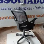 LOTE 252 - 01 CADEIRA DE ESCRITÓRIO GIRATÓRIA. (CHAIR). (NO ESTADO EM QUE SE ENCONTRA. SUJEITO A AVARIAS OCULTAS/VISÍVEIS.)