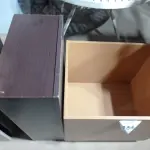 LOTE 186 - 02 CAIXAS EM MADEIRA (WOODEN BOXES). (NO ESTADO EM QUE SE ENCONTRA. SUJEITO A AVARIAS OCULTAS/VISÍVEIS.)