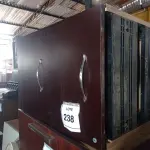 LOTE 238 - 01 GAVETEIRO (DRAWER). (NO ESTADO EM QUE SE ENCONTRA. SUJEITO A AVARIAS OCULTAS/VISÍVEIS.)