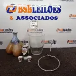 LOTE 059 - 01 CONJUNTO PARA SAQUÊ, 01 BALDE DE VIDRO P/GELO, 01 SUPORTE EM INOX E 01 ENFEITE DECORATIVO. (NO ESTADO) ATENÇÃO! FAZER A VISITAÇÃO ANTES DE ARREMATAR, NÃO SABEMOS SE FUNCIONA. LEILÃO NÃO TEM GARANTIA E NEM DEVOLUÇÃO, SUJEITO A POSSÍVEIS AVARIAS VISÍVEIS/OCULTAS E/OU AUSÊNCIA DE COMPONENTES.