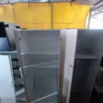 LOTE 286 - 02 ARMÁRIOS EM MADEIRA (WOODEN CABINETS). (NO ESTADO EM QUE SE ENCONTRA. SUJEITO A AVARIAS OCULTAS/VISÍVEIS.)