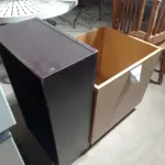 LOTE 186 - 02 CAIXAS EM MADEIRA (WOODEN BOXES). (NO ESTADO EM QUE SE ENCONTRA. SUJEITO A AVARIAS OCULTAS/VISÍVEIS.)