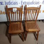 LOTE 187 - 02 CADEIRAS (CHAIRS). (NO ESTADO EM QUE SE ENCONTRA. SUJEITO A AVARIAS OCULTAS/VISÍVEIS.) BH1530J/ BH1530K 
