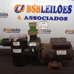LOTE 160 - 01 MOTOR DE INDUÇÃO MONOFÁSICO COM PRÉ FILTRO E TERMÓSTATO MARCA VOGES. (NO ESTADO) ATENÇÃO! FAZER A VISITAÇÃO ANTES DE ARREMATAR, NÃO SABEMOS SE FUNCIONA. LEILÃO NÃO TEM GARANTIA E NEM DEVOLUÇÃO, SUJEITO A POSSÍVEIS AVARIAS VISÍVEIS/OCULTAS E/OU AUSÊNCIA DE COMPONENTES.