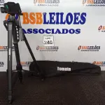 LOTE 240 - 01 TRIPÉ PARA CÂMERA TOMATE MTG-3016. (NO ESTADO) ATENÇÃO! FAZER A VISITAÇÃO ANTES DE ARREMATAR, NÃO SABEMOS SE FUNCIONA. LEILÃO NÃO TEM GARANTIA E NEM DEVOLUÇÃO, SUJEITO A POSSÍVEIS AVARIAS VISÍVEIS/OCULTAS E/OU AUSÊNCIA DE COMPONENTES.