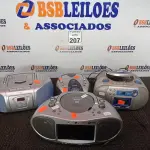 LOTE 207 - 04 RÁDIOS MICRO SYSTEM MARCAS E MODELOS DIVERSOS. (NO ESTADO) ATENÇÃO! FAZER A VISITAÇÃO ANTES DE ARREMATAR, NÃO SABEMOS SE FUNCIONA. LEILÃO NÃO TEM GARANTIA E NEM DEVOLUÇÃO, SUJEITO A POSSÍVEIS AVARIAS VISÍVEIS/OCULTAS E/OU AUSÊNCIA DE COMPONENTES.