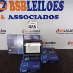 LOTE 386 - 05 REFLETORES DE LED AMBIENTE EXTERNO 100W CADA(NOVO). (NO ESTADO) ATENÇÃO! FAZER A VISITAÇÃO ANTES DE ARREMATAR, NÃO SABEMOS SE FUNCIONA. LEILÃO NÃO TEM GARANTIA E NEM DEVOLUÇÃO, SUJEITO A POSSÍVEIS AVARIAS VISÍVEIS/OCULTAS E/OU AUSÊNCIA DE COMPONENTES.
