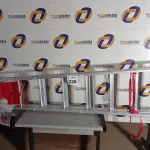 LOTE 226 - 01 ESCADA DE ALUMÍNIO C/06 DEGRAUS. (NO ESTADO) ATENÇÃO! FAZER A VISITAÇÃO ANTES DE ARREMATAR, NÃO SABEMOS SE FUNCIONA. LEILÃO NÃO TEM GARANTIA E NEM DEVOLUÇÃO, SUJEITO A POSSÍVEIS AVARIAS VISÍVEIS/OCULTAS E/OU AUSÊNCIA DE COMPONENTES.