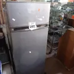 LOTE 289 - 01 GELADEIRA 220V MARCA PROSDÓCIMO. (NO ESTADO) ATENÇÃO! FAZER A VISITAÇÃO ANTES DE ARREMATAR, NÃO SABEMOS SE FUNCIONA. LEILÃO NÃO TEM GARANTIA E NEM DEVOLUÇÃO, SUJEITO A POSSÍVEIS AVARIAS VISÍVEIS/OCULTAS E/OU AUSÊNCIA DE COMPONENTES.