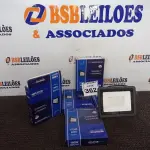 LOTE 362 - 05 REFLETORES DE LED AMBIENTE EXTERNO 100W CADA(NOVO). (NO ESTADO) ATENÇÃO! FAZER A VISITAÇÃO ANTES DE ARREMATAR, NÃO SABEMOS SE FUNCIONA. LEILÃO NÃO TEM GARANTIA E NEM DEVOLUÇÃO, SUJEITO A POSSÍVEIS AVARIAS VISÍVEIS/OCULTAS E/OU AUSÊNCIA DE COMPONENTES.