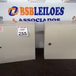 LOTE 255 - 02 QUADROS DE DISTRIBUIÇÃO ELÉTRICA DE FERRO. (NO ESTADO) ATENÇÃO! FAZER A VISITAÇÃO ANTES DE ARREMATAR, NÃO SABEMOS SE FUNCIONA. LEILÃO NÃO TEM GARANTIA E NEM DEVOLUÇÃO, SUJEITO A POSSÍVEIS AVARIAS VISÍVEIS/OCULTAS E/OU AUSÊNCIA DE COMPONENTES.