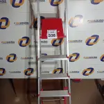LOTE 338 - 01 ESCADA DE ALUMÍNIO C/05 DEGRAUS. (NO ESTADO) ATENÇÃO! FAZER A VISITAÇÃO ANTES DE ARREMATAR, NÃO SABEMOS SE FUNCIONA. LEILÃO NÃO TEM GARANTIA E NEM DEVOLUÇÃO, SUJEITO A POSSÍVEIS AVARIAS VISÍVEIS/OCULTAS E/OU AUSÊNCIA DE COMPONENTES.