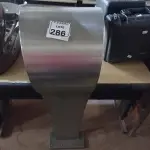 LOTE 286 - 01 CASCATA P/PISCINAS EM INOX. (NO ESTADO) ATENÇÃO! FAZER A VISITAÇÃO ANTES DE ARREMATAR, NÃO SABEMOS SE FUNCIONA. LEILÃO NÃO TEM GARANTIA E NEM DEVOLUÇÃO, SUJEITO A POSSÍVEIS AVARIAS VISÍVEIS/OCULTAS E/OU AUSÊNCIA DE COMPONENTES.