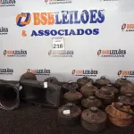 LOTE 216 - 01 LOTE C/VÁRIAS CORNETAS DE SOM INCOMPLETAS MODELOS DIVERSOS.  (NO ESTADO) ATENÇÃO! FAZER A VISITAÇÃO ANTES DE ARREMATAR, NÃO SABEMOS SE FUNCIONA. LEILÃO NÃO TEM GARANTIA E NEM DEVOLUÇÃO, SUJEITO A POSSÍVEIS AVARIAS VISÍVEIS/OCULTAS E/OU AUSÊNCIA DE COMPONENTES.