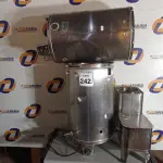 LOTE 242 - 03 CAFETEIRAS EM INOX MARCAS E MODELOS DIVERSOS P/RETIRADA DE PEÇAS. (NO ESTADO) ATENÇÃO! FAZER A VISITAÇÃO ANTES DE ARREMATAR, NÃO SABEMOS SE FUNCIONA. LEILÃO NÃO TEM GARANTIA E NEM DEVOLUÇÃO, SUJEITO A POSSÍVEIS AVARIAS VISÍVEIS/OCULTAS E/OU AUSÊNCIA DE COMPONENTES.