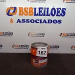 LOTE 167 - 01 LATA DE TINTA ESMALTE SINTÉTICO 3,2L BRILHANTE MARROM. (NOVO) (NO ESTADO) ATENÇÃO! FAZER A VISITAÇÃO ANTES DE ARREMATAR, NÃO SABEMOS SE FUNCIONA. LEILÃO NÃO TEM GARANTIA E NEM DEVOLUÇÃO, SUJEITO A POSSÍVEIS AVARIAS VISÍVEIS/OCULTAS E/OU AUSÊNCIA DE COMPONENTES.