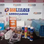 LOTE 215 - 01 TRANSPORTADOR DE PETS, VÁRIAS LUMINÁRIAS E MATERIAIS DIVERSOS. (NO ESTADO) ATENÇÃO! FAZER A VISITAÇÃO ANTES DE ARREMATAR, NÃO SABEMOS SE FUNCIONA. LEILÃO NÃO TEM GARANTIA E NEM DEVOLUÇÃO, SUJEITO A POSSÍVEIS AVARIAS VISÍVEIS/OCULTAS E/OU AUSÊNCIA DE COMPONENTES.