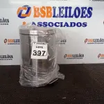LOTE 397 - 01 LIXEIRA EM INOX 12L C/PEDAL MARCA MOOD. (NO ESTADO) ATENÇÃO! FAZER A VISITAÇÃO ANTES DE ARREMATAR, NÃO SABEMOS SE FUNCIONA. LEILÃO NÃO TEM GARANTIA E NEM DEVOLUÇÃO, SUJEITO A POSSÍVEIS AVARIAS VISÍVEIS/OCULTAS E/OU AUSÊNCIA DE COMPONENTES.