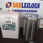 LOTE 365 - 01 LIXEIRA EM INOX 12L C/PEDAL MARCA MOOD. (NO ESTADO) ATENÇÃO! FAZER A VISITAÇÃO ANTES DE ARREMATAR, NÃO SABEMOS SE FUNCIONA. LEILÃO NÃO TEM GARANTIA E NEM DEVOLUÇÃO, SUJEITO A POSSÍVEIS AVARIAS VISÍVEIS/OCULTAS E/OU AUSÊNCIA DE COMPONENTES.