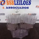LOTE 381 - 05 SUPORTES P/COPOS DE PLÁSTICO. (NO ESTADO) ATENÇÃO! FAZER A VISITAÇÃO ANTES DE ARREMATAR, NÃO SABEMOS SE FUNCIONA. LEILÃO NÃO TEM GARANTIA E NEM DEVOLUÇÃO, SUJEITO A POSSÍVEIS AVARIAS VISÍVEIS/OCULTAS E/OU AUSÊNCIA DE COMPONENTES.