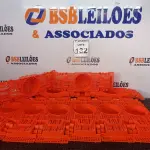 LOTE 132 - 10 PEÇAS DE CAIXA DE LUZ OCTOGONAL COM SUPORTE PARA LAJOTA. (NOVO) (NO ESTADO) ATENÇÃO! FAZER A VISITAÇÃO ANTES DE ARREMATAR, NÃO SABEMOS SE FUNCIONA. LEILÃO NÃO TEM GARANTIA E NEM DEVOLUÇÃO, SUJEITO A POSSÍVEIS AVARIAS VISÍVEIS/OCULTAS E/OU AUSÊNCIA DE COMPONENTES.
