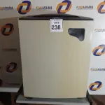 LOTE 238 - 01 FRAGMENTADORA DE PAPEL MARCA FELLOWES. (NO ESTADO) ATENÇÃO! FAZER A VISITAÇÃO ANTES DE ARREMATAR, NÃO SABEMOS SE FUNCIONA. LEILÃO NÃO TEM GARANTIA E NEM DEVOLUÇÃO, SUJEITO A POSSÍVEIS AVARIAS VISÍVEIS/OCULTAS E/OU AUSÊNCIA DE COMPONENTES.