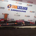 LOTE 353 - 03 ASPIRADORES PORTÁTEIS MARCAS E MODELOS DIVERSOS. (NO ESTADO) ATENÇÃO! FAZER A VISITAÇÃO ANTES DE ARREMATAR, NÃO SABEMOS SE FUNCIONA. LEILÃO NÃO TEM GARANTIA E NEM DEVOLUÇÃO, SUJEITO A POSSÍVEIS AVARIAS VISÍVEIS/OCULTAS E/OU AUSÊNCIA DE COMPONENTES.