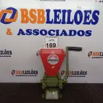 LOTE 169 - 01 DESCASCADOR DE CAFÉ MARCA BOTINI.  (NO ESTADO) ATENÇÃO! FAZER A VISITAÇÃO ANTES DE ARREMATAR, NÃO SABEMOS SE FUNCIONA. LEILÃO NÃO TEM GARANTIA E NEM DEVOLUÇÃO, SUJEITO A POSSÍVEIS AVARIAS VISÍVEIS/OCULTAS E/OU AUSÊNCIA DE COMPONENTES.
