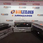 LOTE 329 - 02 VÍDEOS CASSETES E DIVERSOS APARELHOS DE DVD. (NO ESTADO) ATENÇÃO! FAZER A VISITAÇÃO ANTES DE ARREMATAR, NÃO SABEMOS SE FUNCIONA. LEILÃO NÃO TEM GARANTIA E NEM DEVOLUÇÃO, SUJEITO A POSSÍVEIS AVARIAS VISÍVEIS/OCULTAS E/OU AUSÊNCIA DE COMPONENTES.