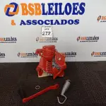 LOTE 272 - 01 DEBULHADOR DE MILHO MARCA BOTINI. (NO ESTADO) ATENÇÃO! FAZER A VISITAÇÃO ANTES DE ARREMATAR, NÃO SABEMOS SE FUNCIONA. LEILÃO NÃO TEM GARANTIA E NEM DEVOLUÇÃO, SUJEITO A POSSÍVEIS AVARIAS VISÍVEIS/OCULTAS E/OU AUSÊNCIA DE COMPONENTES.