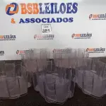 LOTE 381 - 05 SUPORTES P/COPOS DE PLÁSTICO. (NO ESTADO) ATENÇÃO! FAZER A VISITAÇÃO ANTES DE ARREMATAR, NÃO SABEMOS SE FUNCIONA. LEILÃO NÃO TEM GARANTIA E NEM DEVOLUÇÃO, SUJEITO A POSSÍVEIS AVARIAS VISÍVEIS/OCULTAS E/OU AUSÊNCIA DE COMPONENTES.