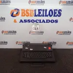LOTE 327 - 01 MÁQUINA DE ESCREVER ELÉTRICA MARCA OLIVETTI MODELOS PRÁXIS 20. (NO ESTADO) ATENÇÃO! FAZER A VISITAÇÃO ANTES DE ARREMATAR, NÃO SABEMOS SE FUNCIONA. LEILÃO NÃO TEM GARANTIA E NEM DEVOLUÇÃO, SUJEITO A POSSÍVEIS AVARIAS VISÍVEIS/OCULTAS E/OU AUSÊNCIA DE COMPONENTES.