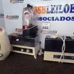 LOTE 332 - 04 UMIDIFICADORES MARCAS E MODELOS DIVERSOS. (NO ESTADO) ATENÇÃO! FAZER A VISITAÇÃO ANTES DE ARREMATAR, NÃO SABEMOS SE FUNCIONA. LEILÃO NÃO TEM GARANTIA E NEM DEVOLUÇÃO, SUJEITO A POSSÍVEIS AVARIAS VISÍVEIS/OCULTAS E/OU AUSÊNCIA DE COMPONENTES.