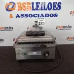 LOTE 270 - 01 SANDUICHEIRA EM INOX ELÉTRICA TRIFÁSICA. (NO ESTADO) ATENÇÃO! FAZER A VISITAÇÃO ANTES DE ARREMATAR, NÃO SABEMOS SE FUNCIONA. LEILÃO NÃO TEM GARANTIA E NEM DEVOLUÇÃO, SUJEITO A POSSÍVEIS AVARIAS VISÍVEIS/OCULTAS E/OU AUSÊNCIA DE COMPONENTES.