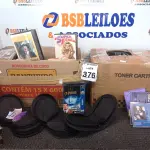 LOTE 376 - 01 LOTE C/GRANDE QUANTIDADE DVD’S E FITAS CASSETE. (NO ESTADO) ATENÇÃO! FAZER A VISITAÇÃO ANTES DE ARREMATAR, NÃO SABEMOS SE FUNCIONA. LEILÃO NÃO TEM GARANTIA E NEM DEVOLUÇÃO, SUJEITO A POSSÍVEIS AVARIAS VISÍVEIS/OCULTAS E/OU AUSÊNCIA DE COMPONENTES.