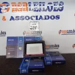 LOTE 386 - 05 REFLETORES DE LED AMBIENTE EXTERNO 100W CADA(NOVO). (NO ESTADO) ATENÇÃO! FAZER A VISITAÇÃO ANTES DE ARREMATAR, NÃO SABEMOS SE FUNCIONA. LEILÃO NÃO TEM GARANTIA E NEM DEVOLUÇÃO, SUJEITO A POSSÍVEIS AVARIAS VISÍVEIS/OCULTAS E/OU AUSÊNCIA DE COMPONENTES.