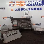 LOTE 418 - 01 APARELHO DE SOM AUTOMOTIVO E 01 PAINEL DO CARRO HONDA CIVIC.  (NO ESTADO) ATENÇÃO! FAZER A VISITAÇÃO ANTES DE ARREMATAR, NÃO SABEMOS SE FUNCIONA. LEILÃO NÃO TEM GARANTIA E NEM DEVOLUÇÃO, SUJEITO A POSSÍVEIS AVARIAS VISÍVEIS/OCULTAS E/OU AUSÊNCIA DE COMPONENTES.