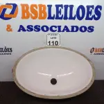 LOTE 110 - 01 CUBA OVAL NA COR BRANCA(NOVO). (NO ESTADO) ATENÇÃO! FAZER A VISITAÇÃO ANTES DE ARREMATAR, NÃO SABEMOS SE FUNCIONA. LEILÃO NÃO TEM GARANTIA E NEM DEVOLUÇÃO, SUJEITO A POSSÍVEIS AVARIAS VISÍVEIS/OCULTAS E/OU AUSÊNCIA DE COMPONENTES.