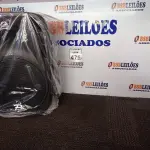 LOTE 475 - 01 CAIXA DE SOM MARCA PZ PRO ÁUDIO. (NO ESTADO) ATENÇÃO! FAZER A VISITAÇÃO ANTES DE ARREMATAR, NÃO SABEMOS SE FUNCIONA. LEILÃO NÃO TEM GARANTIA E NEM DEVOLUÇÃO, SUJEITO A POSSÍVEIS AVARIAS VISÍVEIS/OCULTAS E/OU AUSÊNCIA DE COMPONENTES.