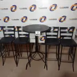 LOTE 481 - 01 MESA BISTRÔ C/04 BANQUETAS. (NO ESTADO) ATENÇÃO! FAZER A VISITAÇÃO ANTES DE ARREMATAR, NÃO SABEMOS SE FUNCIONA. LEILÃO NÃO TEM GARANTIA E NEM DEVOLUÇÃO, SUJEITO A POSSÍVEIS AVARIAS VISÍVEIS/OCULTAS E/OU AUSÊNCIA DE COMPONENTES.